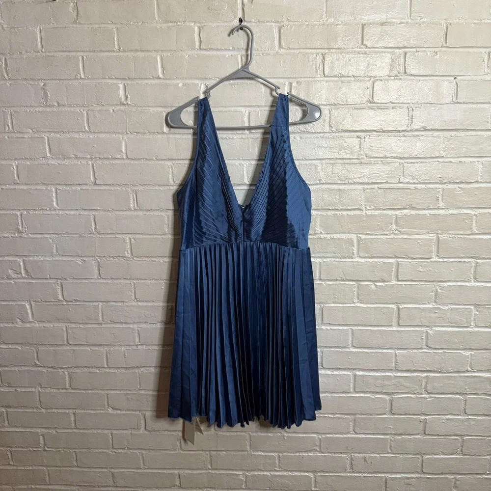 Abercrombie & Fitch Dress - Picture 2 of 3